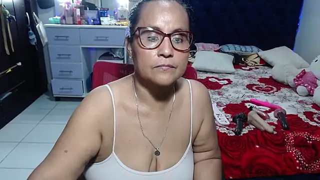 pervert_mommy_ – live chatrum