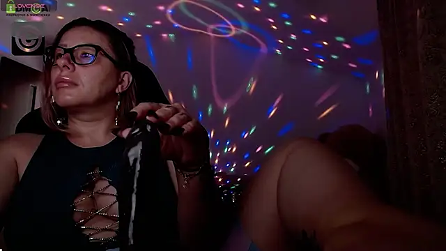 Pokój czatu na żywo – SonyaDevon