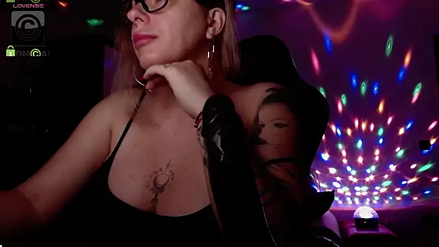 SonyaDevon Live Chatraum