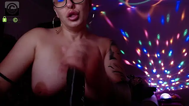 SonyaDevon Live Chatraum