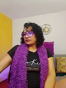scarlet_wet – live chatrum