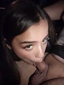 חדר צ'אט בשידור חי של SophiaXJohn