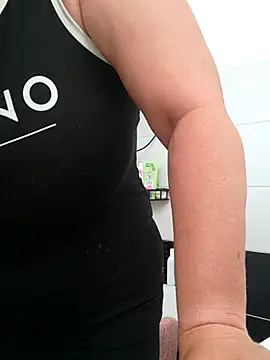 Živá chatovací místnost Elza01