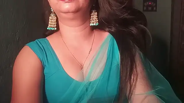 Secret_Dessire Adlı Modelin Canlı Sohbet Odası