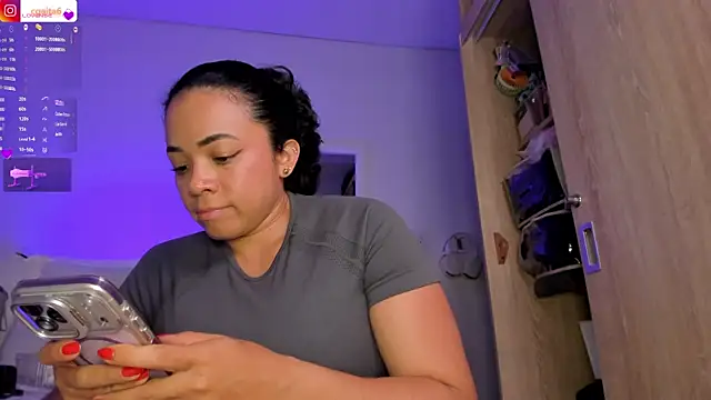 غرفة دردشة carolgaita المباشرة
