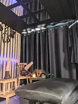 DarkDea Adlı Modelin Canlı Seks Kamerası Şovu