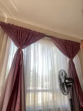LuciousLips96 Live Chatraum