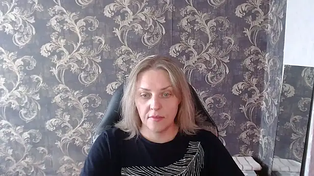 GoldenRain1 чат на живо