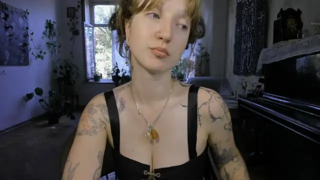 Miranda2_0 Cameră chat live