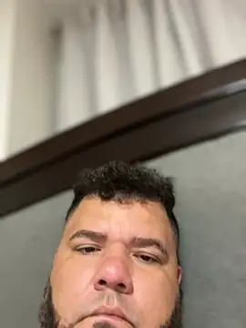 Živá chatovací místnost HotDominicanCum
