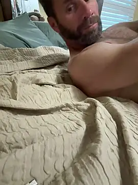 Chat soba uživo modela LayingCocktail