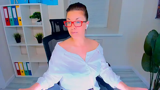 Chat soba uživo modela AnaMills