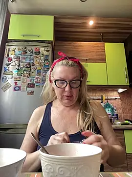 Онлайн чат OliviaDancequeen