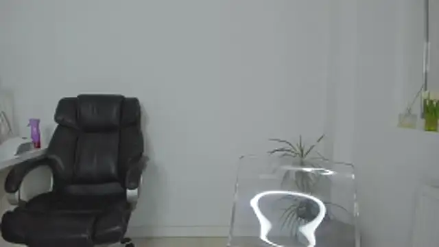 DiamondKay – Naživo chatovacia miestnosť