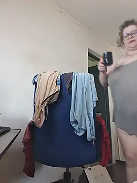 cindybbwsquirt чат на живо
