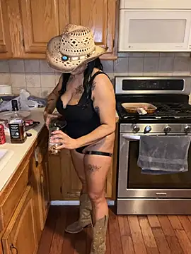 LittleMissEeve 실시간 채팅방