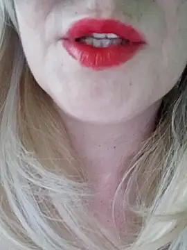 Milfporcona Live Chatraum