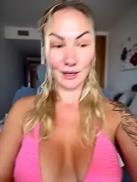 NastyMilf_ Adlı Modelin Canlı Sohbet Odası