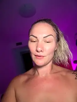 NastyMilf_ – Kamerová šou