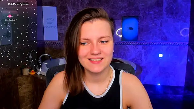 חדר צ'אט בשידור חי של MelindaTin