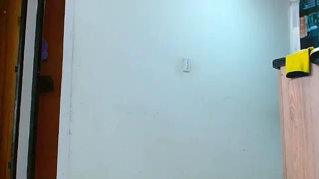Ixchel_Anaid's Live Chat Room