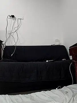 estrella_tasty Adlı Modelin Canlı Sohbet Odası