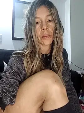 Živá chatovací místnost estrella_tasty