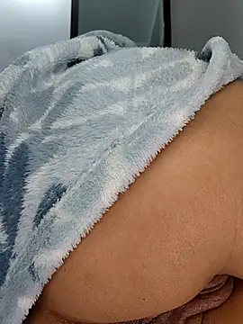 غرفة دردشة estrella_tasty المباشرة