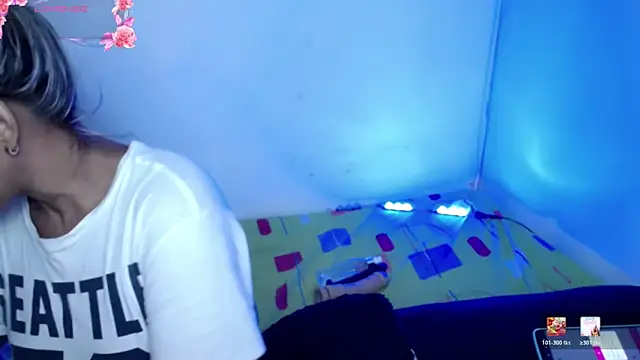 ninatiny Cameră chat live