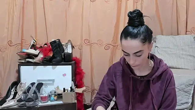 غرفة دردشة jessystarr المباشرة