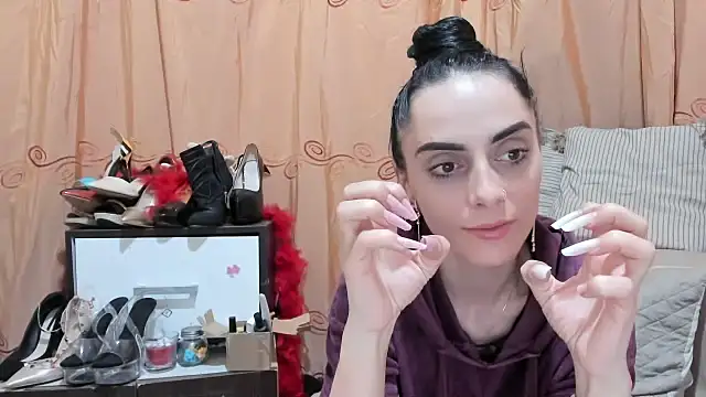 غرفة دردشة jessystarr المباشرة