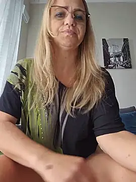 BLONDKICIA1 Live Chatraum