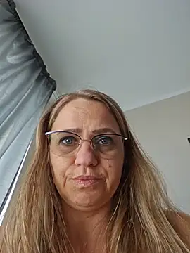 BLONDKICIA1 Live Chatraum