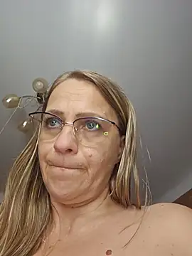 BLONDKICIA1 Live Chatraum