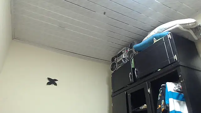 Živá chatovací místnost adrixxx38
