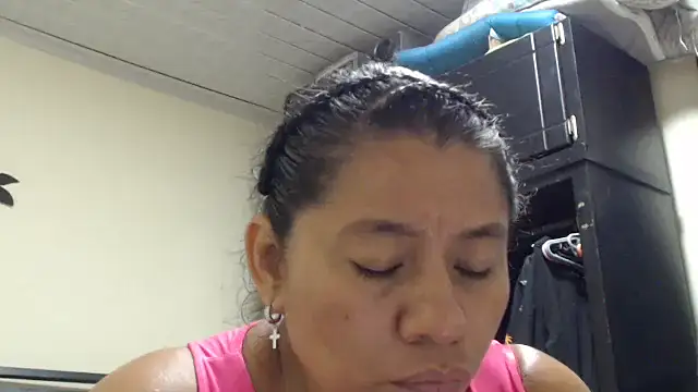 adrixxx38 Cameră chat live