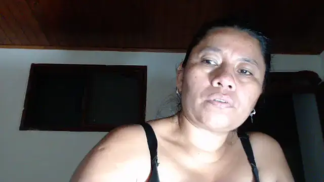 Živá chatovací místnost adrixxx38