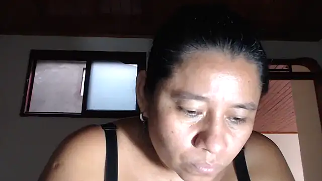 Chat ao vivo de adrixxx38