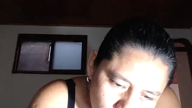 Živá chatovací místnost adrixxx38