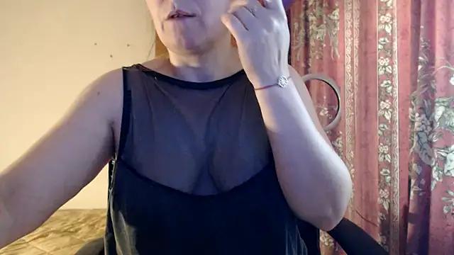 NymphoQueennn Live chat-huone