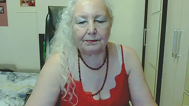 Chatroom en direct de GrannyAlisa