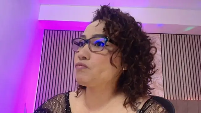 Chat ao vivo de JuliRamirez