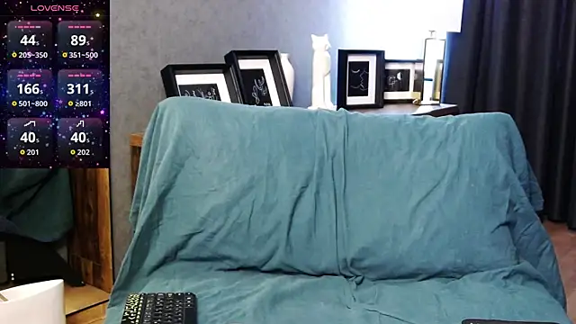 Ashley_Ross_ Live Chatraum