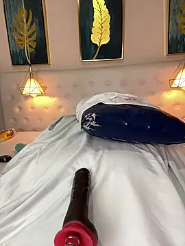غرفة دردشة valerie_lya المباشرة