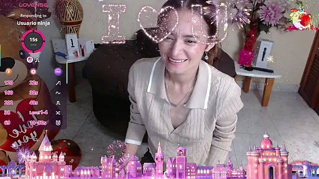Phòng Chat Trực Tiếp NicoleSantana