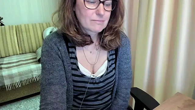 lauraoven – live chatrum