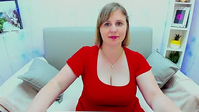 Erika_Lov's Live Chat Room