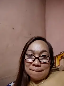 asianwet4u's Live Chat Room