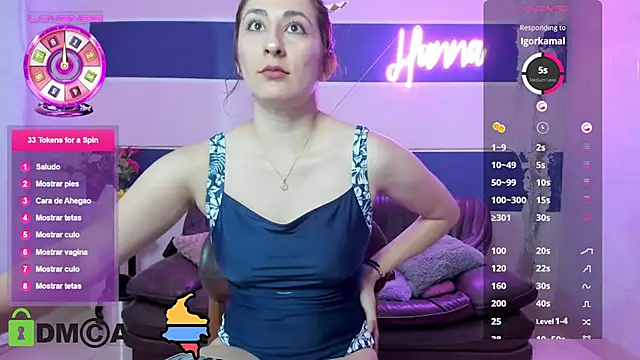 camiladeluca's Live Chat Room