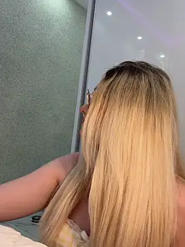 غرفة دردشة mollyxxx المباشرة